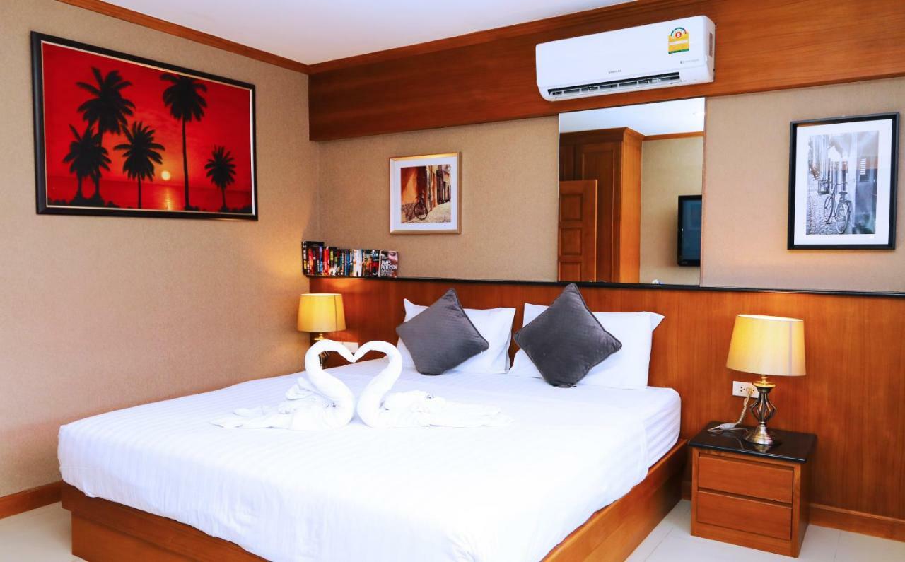 Alexander Hotel Patong Extérieur photo
