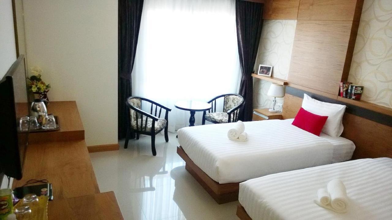 Alexander Hotel Patong Chambre photo